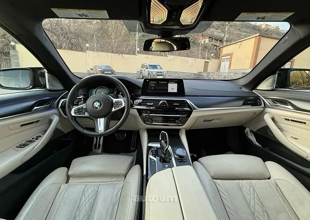 BMW 550 2018 — լուսանկար 10