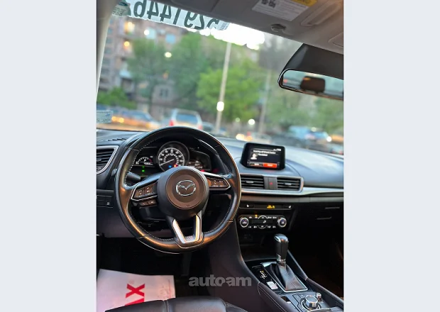 Mazda 3 2018 — լուսանկար 4