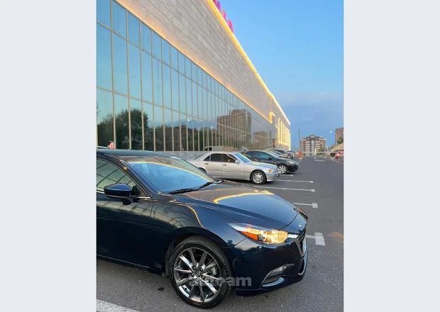 Mazda 3 2018 — լուսանկար 3