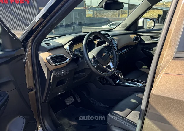 Chevrolet Trailblazer 2021 — լուսանկար 6