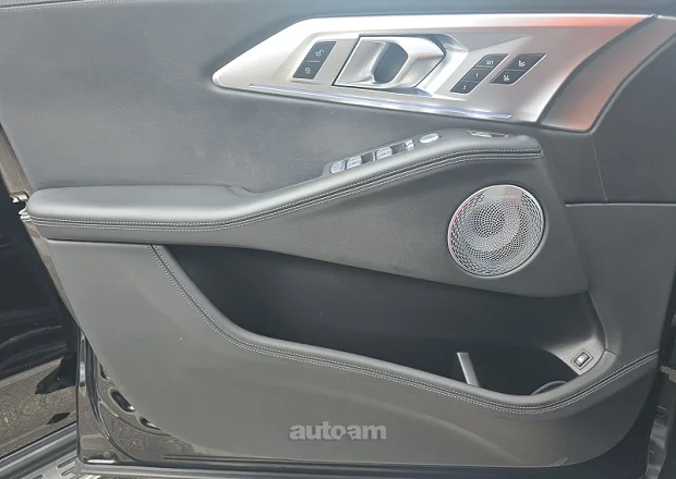 BMW XM 2023 — լուսանկար 13