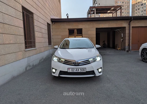 Toyota Corolla 2014 — լուսանկար 9