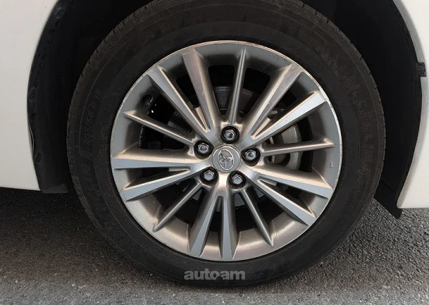 Toyota Corolla 2014 — լուսանկար 15