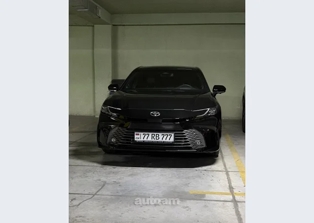 Toyota Camry 2026 — լուսանկար 1