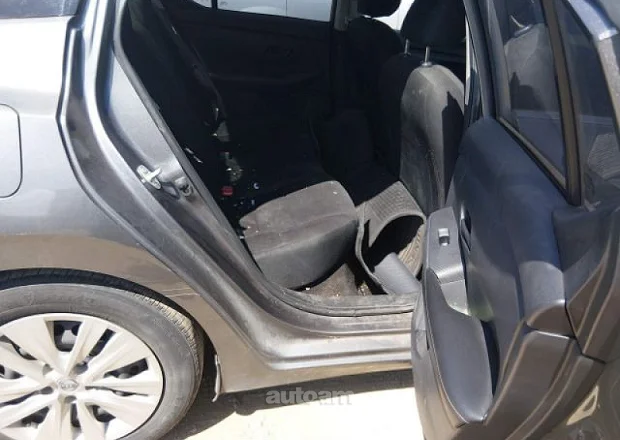 Nissan Sentra 2024 — լուսանկար 13