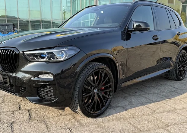 BMW X5 2022 — լուսանկար 2