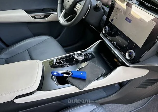 Lexus RZ 300 2024 — լուսանկար 4