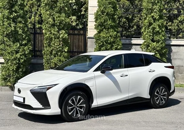 Lexus RZ 300 2024 — լուսանկար 3