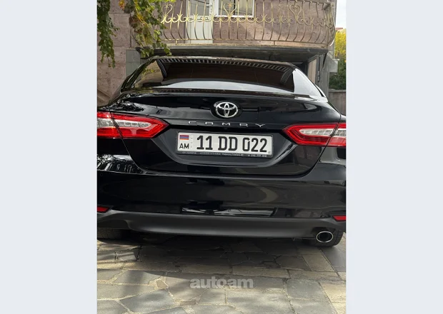 Toyota Camry 2018 — լուսանկար 4