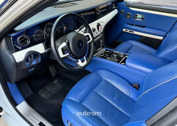 Rolls Royce Ghost 2021 — լուսանկար 6