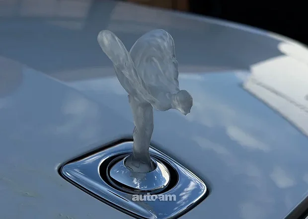 Rolls Royce Ghost 2021 — լուսանկար 5