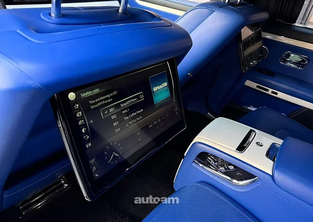 Rolls Royce Ghost 2021 — լուսանկար 10
