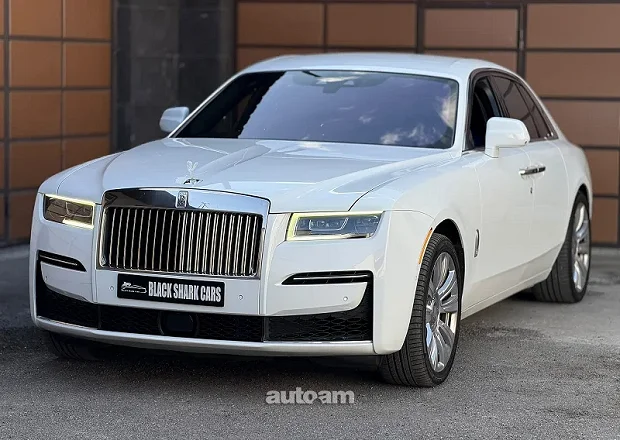 Rolls Royce Ghost 2021 — լուսանկար 4
