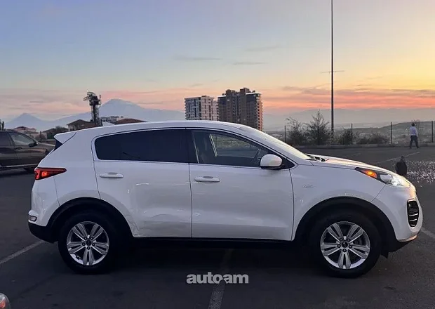 Kia Sportage 2016 — լուսանկար 2