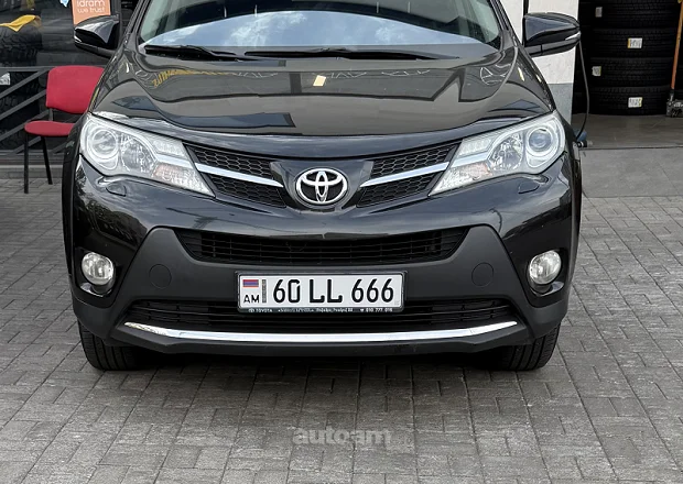 Toyota Rav 4 2013 — լուսանկար 1