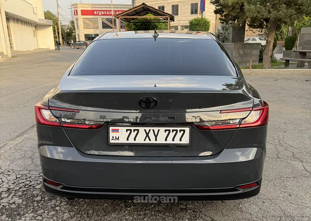 Toyota Camry 2024 — լուսանկար 4