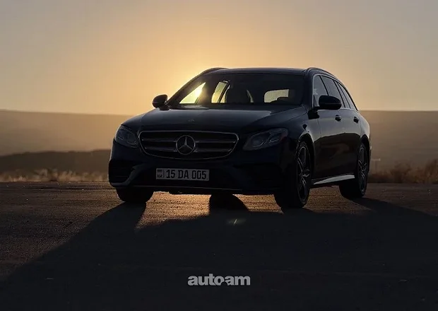 Mercedes-Benz E 400 2018 — լուսանկար 1