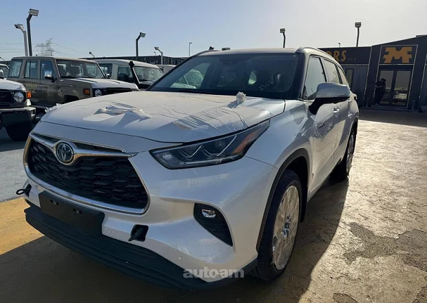 Toyota Highlander 2024 — լուսանկար 1