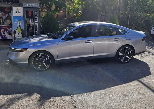 Honda Accord 2023 — լուսանկար 7