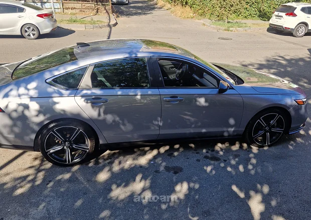 Honda Accord 2023 — լուսանկար 6