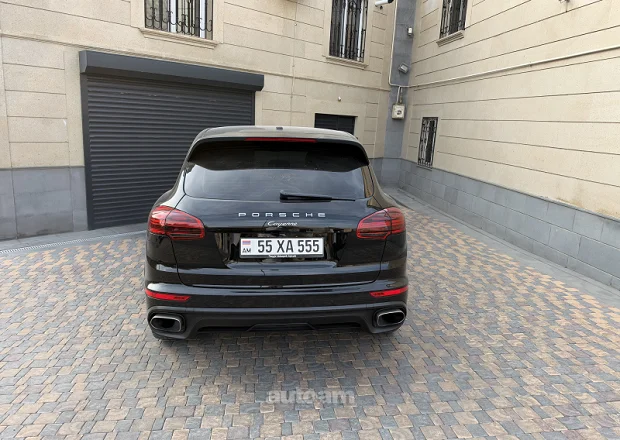 Porsche Cayenne 2017 — լուսանկար 8