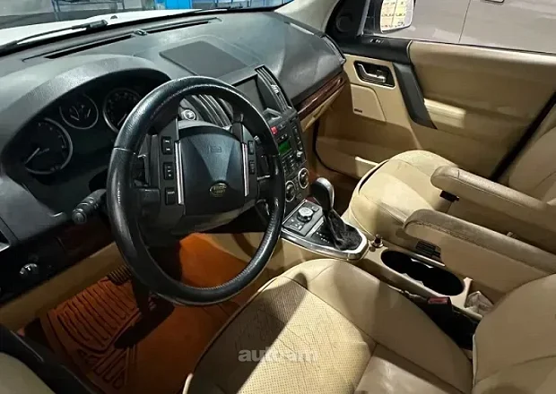Land Rover Freelander 2008 — լուսանկար 4