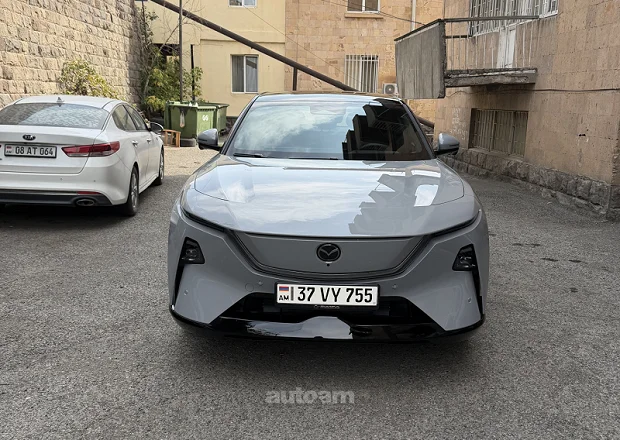 Mazda EZ-60 2026 — լուսանկար 1