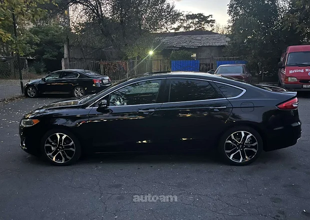 Ford Fusion 2020 — լուսանկար 10