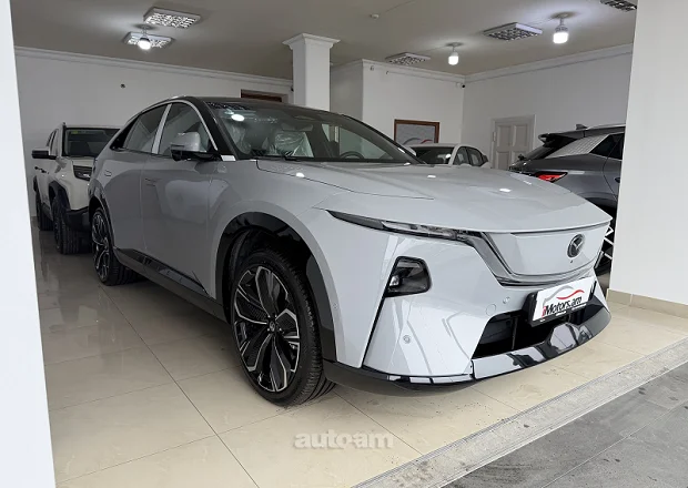 Mazda EZ-60 2025 — լուսանկար 2