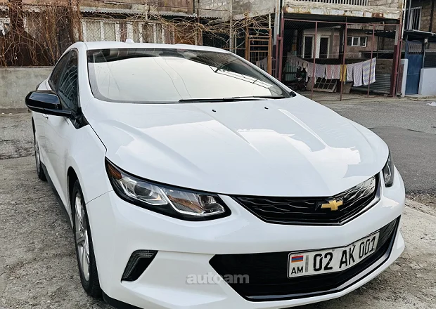Chevrolet Volt 2017 — լուսանկար 1