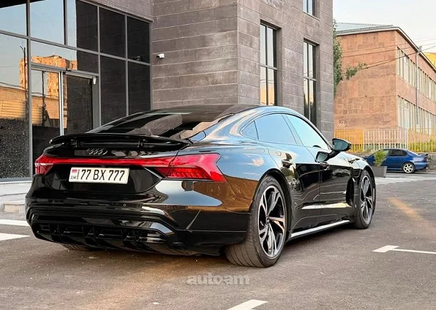 Audi e-tron GT 2024 — լուսանկար 5