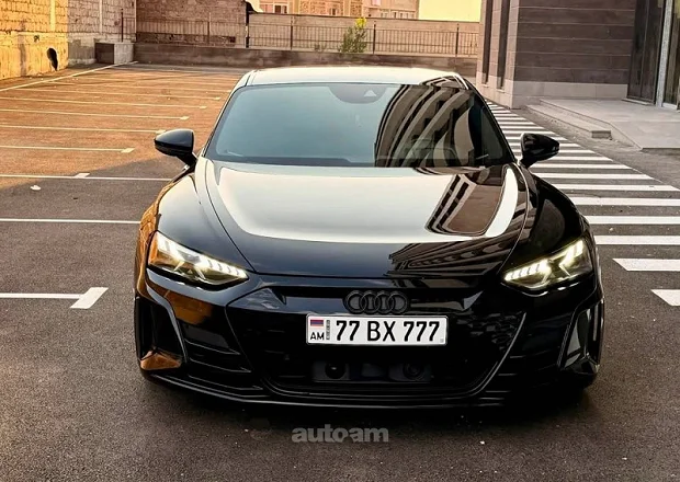 Audi e-tron GT 2024 — լուսանկար 1