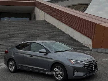 Hyundai Elantra, 2018