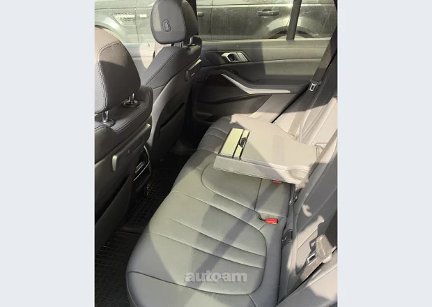 BMW X5 2021 — լուսանկար 7