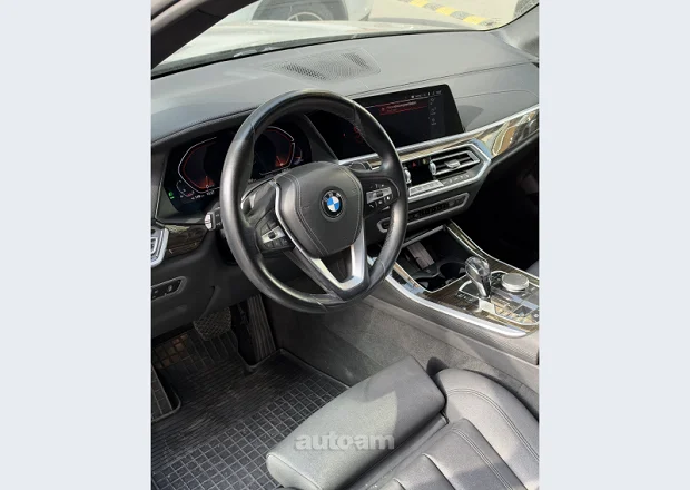 BMW X5 2021 — լուսանկար 3