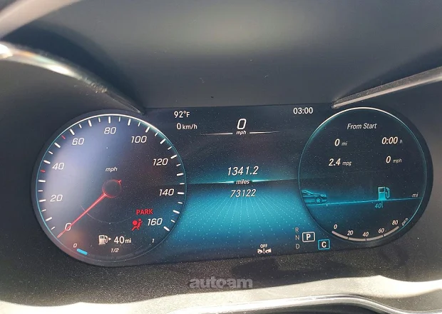 Mercedes-Benz C 300 2020 — լուսանկար 9