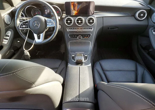 Mercedes-Benz C 300 2020 — լուսանկար 9