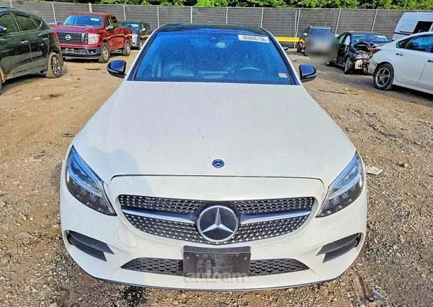 Mercedes-Benz C 300 2020 — լուսանկար 1