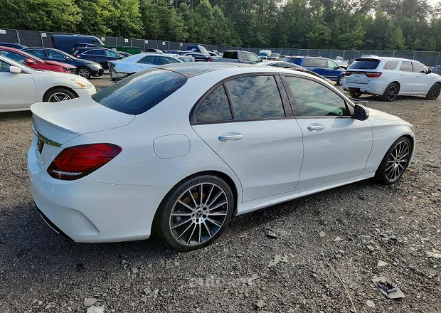 Mercedes-Benz C 300 2020 — լուսանկար 4