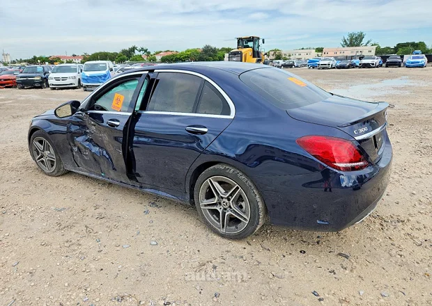 Mercedes-Benz C 300 2020 — լուսանկար 3