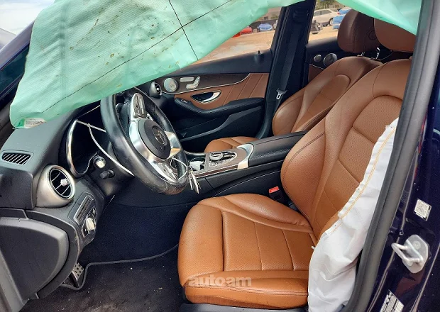 Mercedes-Benz C 300 2020 — լուսանկար 7