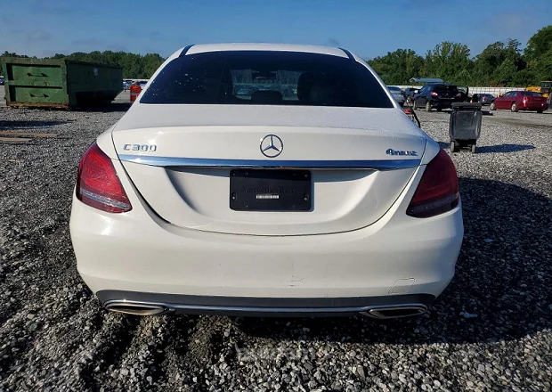 Mercedes-Benz C 300 2020 — լուսանկար 5