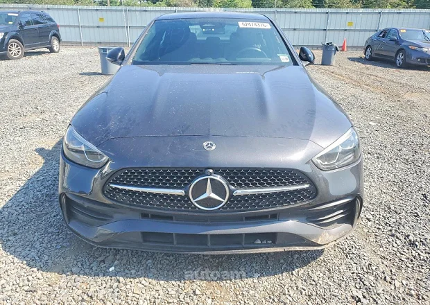 Mercedes-Benz C 300 2023 — լուսանկար 1
