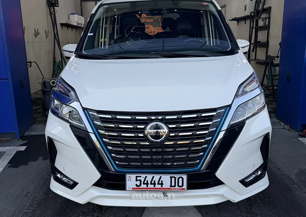 Nissan Serena 2020 — լուսանկար 1