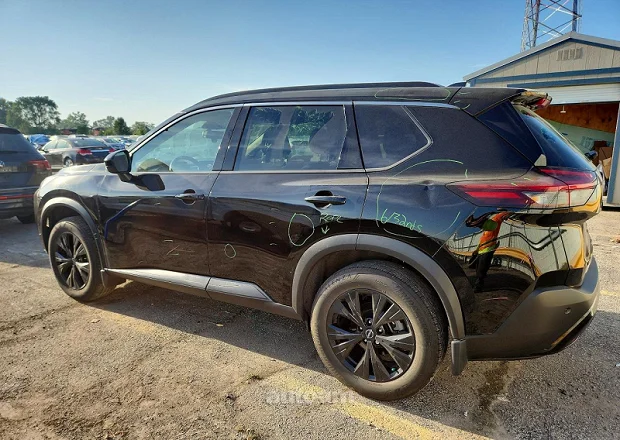 Nissan Rogue 2023 — լուսանկար 4