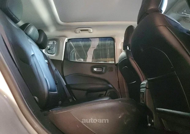 Jeep Compass 2021 — լուսանկար 11