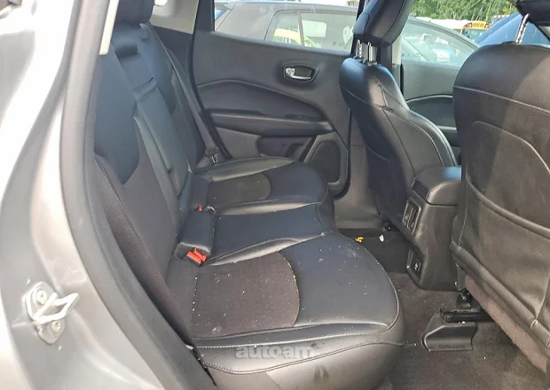 Jeep Compass 2020 — լուսանկար 11