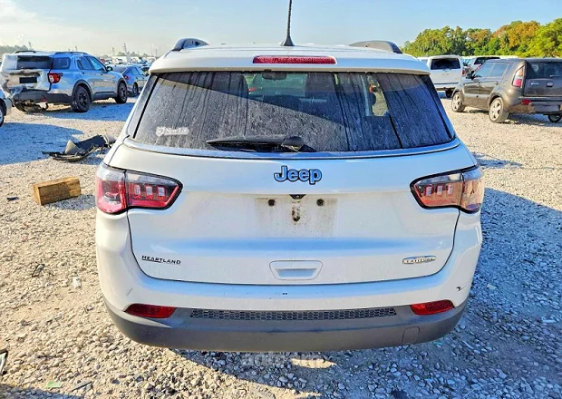 Jeep Compass 2022 — լուսանկար 4