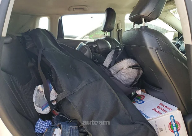 Jeep Compass 2022 — լուսանկար 11