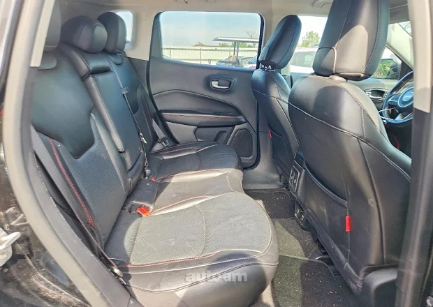 Jeep Compass 2021 — լուսանկար 11